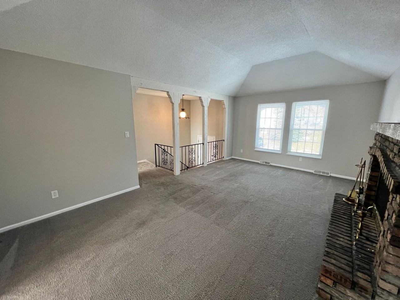 16929 E 3rd St S - Photo 2 of 18