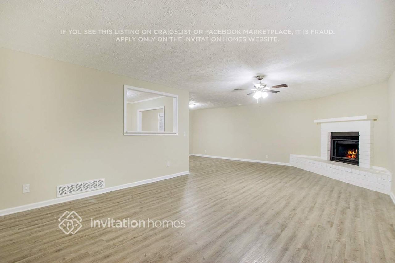 3077 Sasanqua Ln Sw - Photo 2 of 11