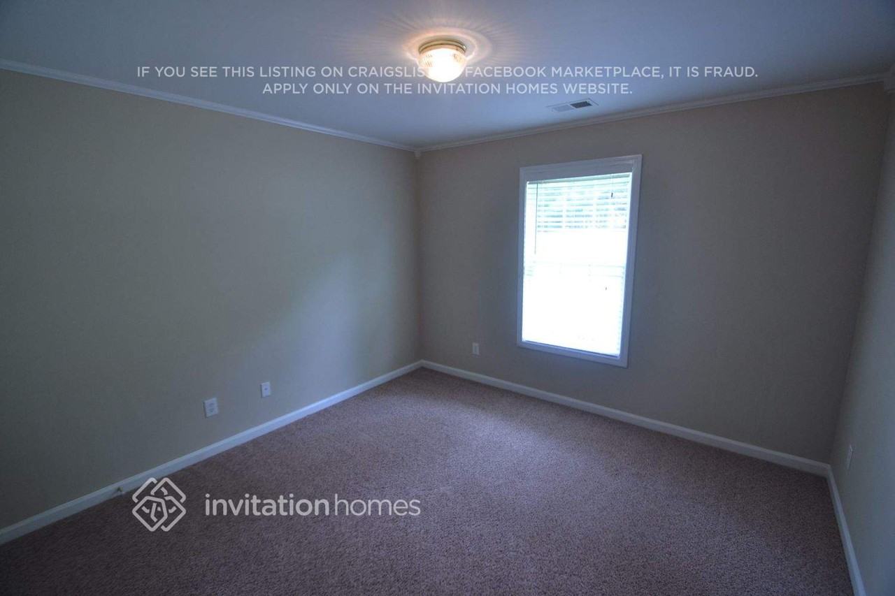 1970 Winnstead Pl - Photo 3 of 7