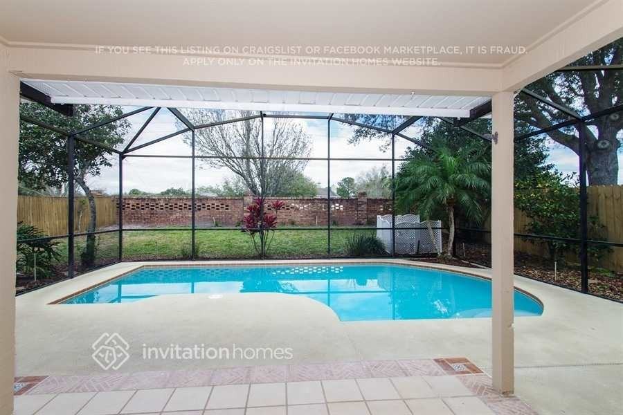 1021 Kelly Creek Cir - Photo 3 of 8