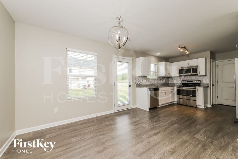 3952 Parkside Meadow Ct - Photo 4 of 15