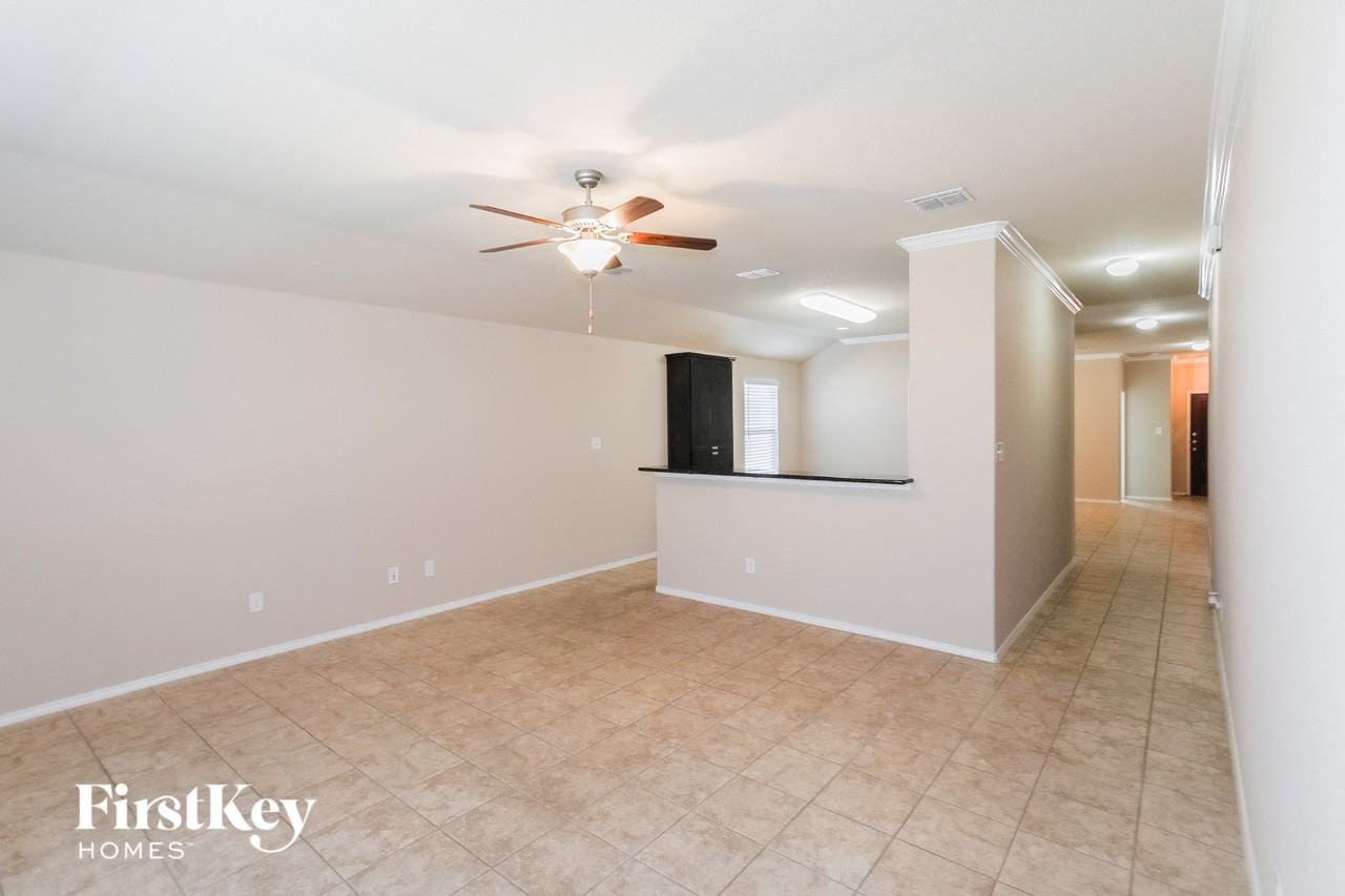 14113 Zavala Trl - Photo 3 of 15