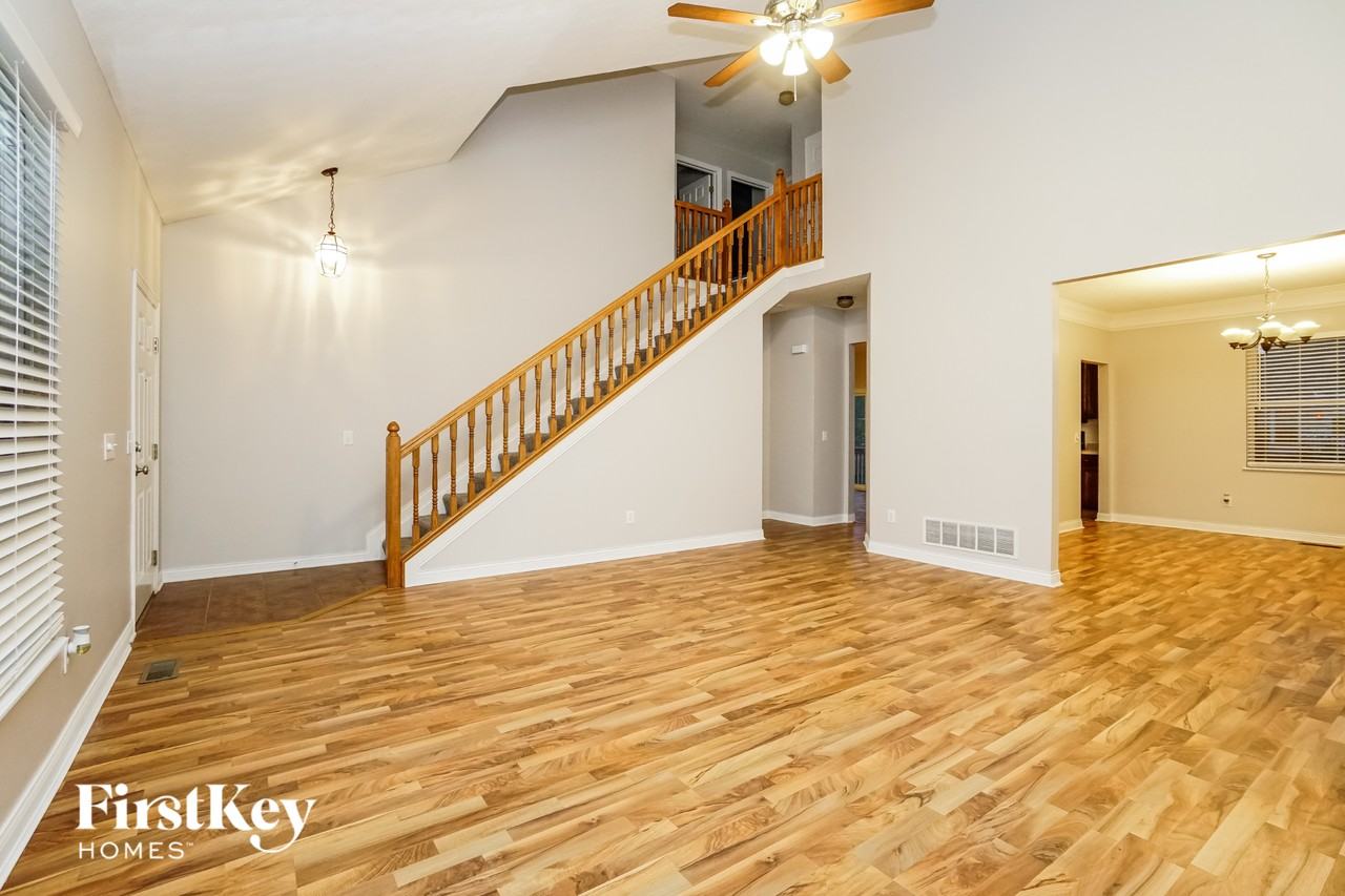 101 Brenden Loop - Photo 3 of 15