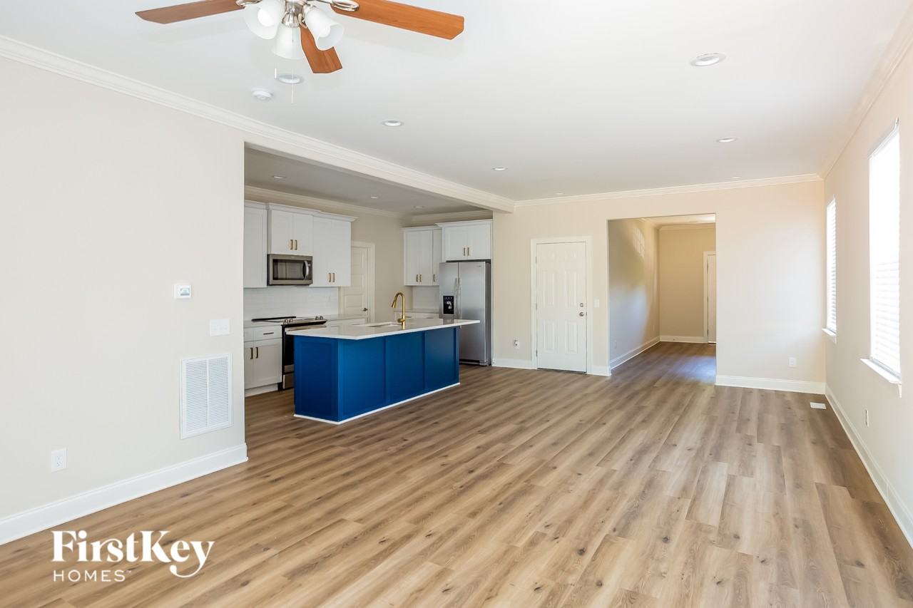 1254 Pless St Nw - Photo 5 of 15