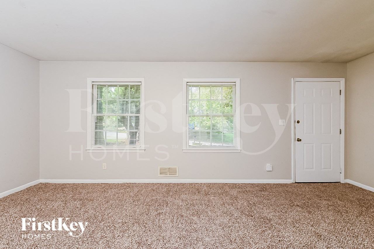 5209 Flemish Ct - Photo 2 of 15