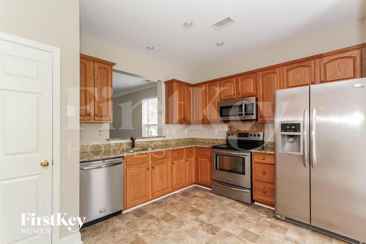 12655 Windyedge Rd - Photo 4 of 14