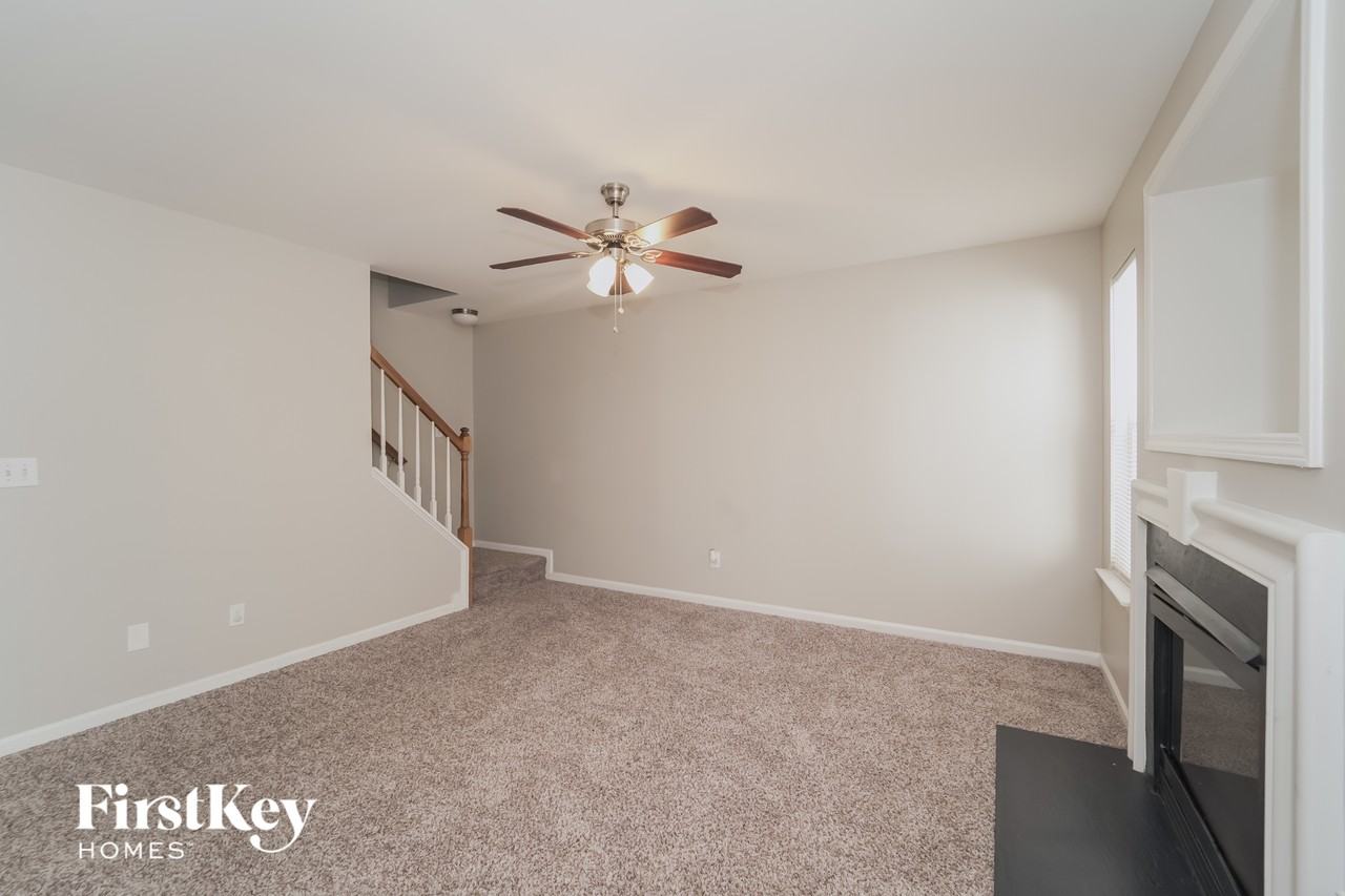 6339 Pink Dogwood Ln - Photo 4 of 14