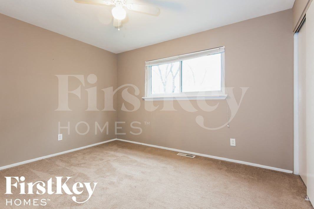 5180 Carey Ln - Photo 7 of 14