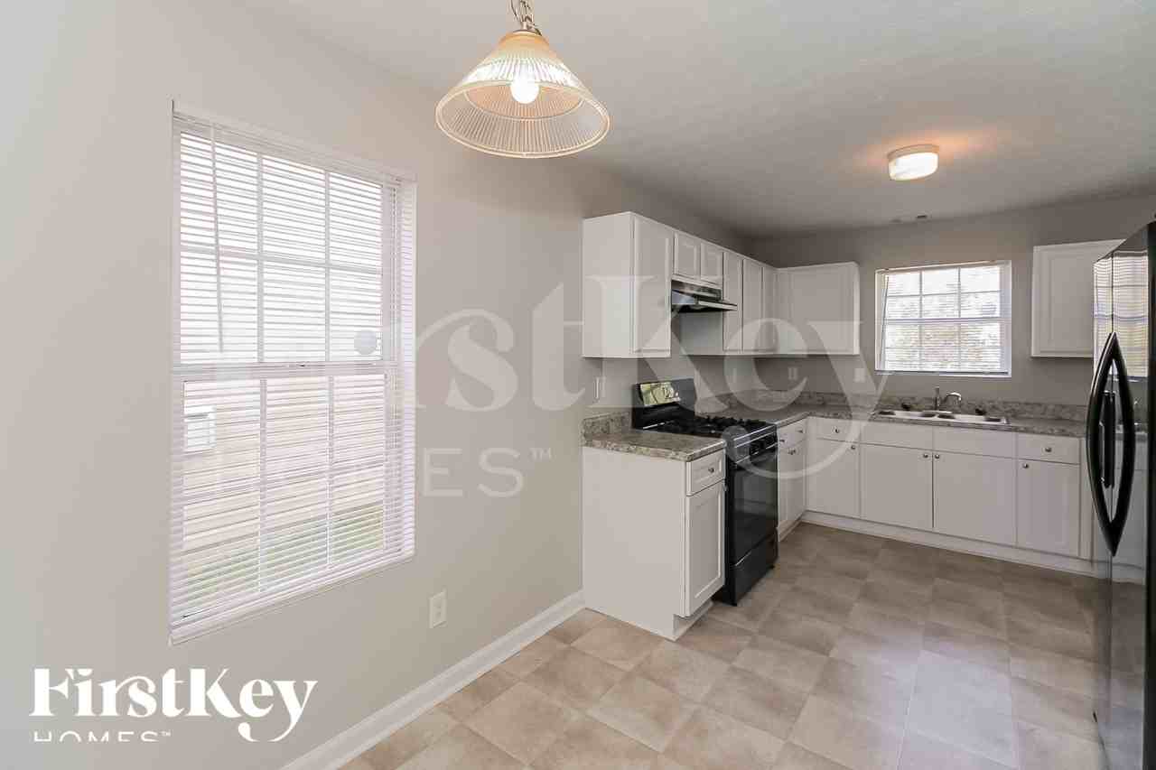 4035 Mission Way - Photo 6 of 19