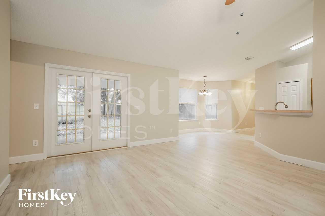 3455 White Wing Rd - Photo 4 of 15