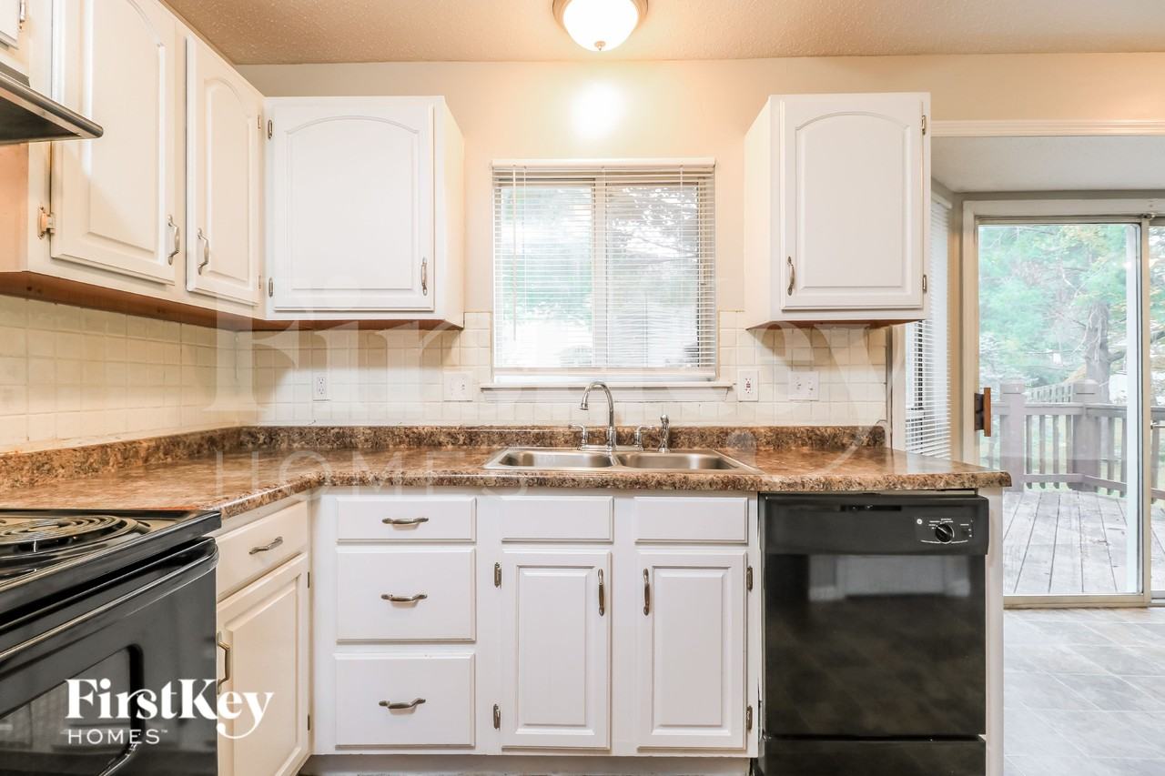 2909 Sand Spur Ct - Photo 6 of 16