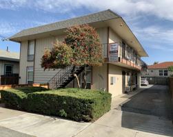 featured image of 1021 W 8th St