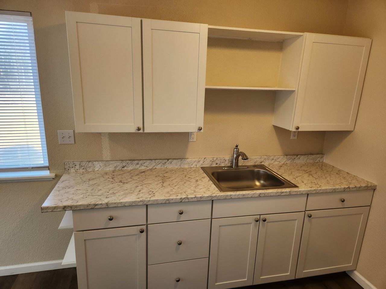 Gas Point, 19864 - Photo 6 of 17