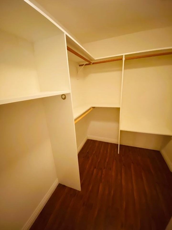 8098 Watauga Ave - Photo 7 of 12