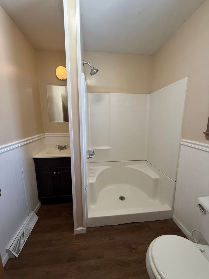 1943 E Glenco St - Photo 6 of 11