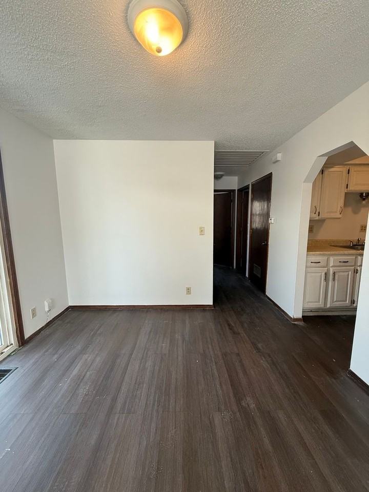 2369 W Farm Road 164 - Photo 3 of 9