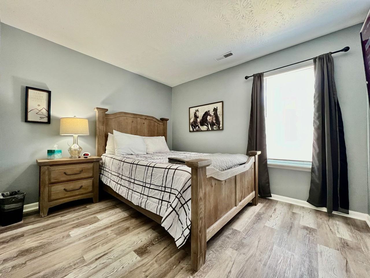 160 Overbrook Dr - Photo 5 of 25