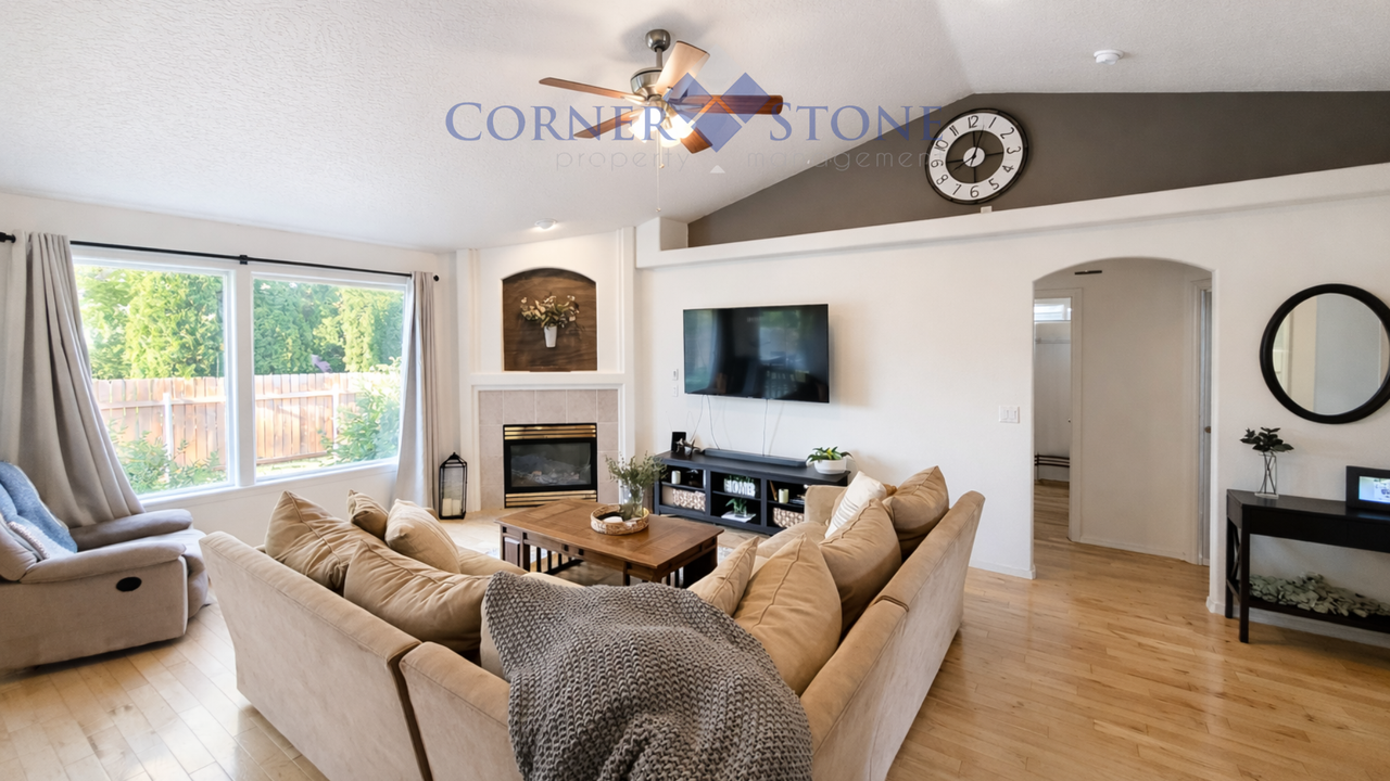 8753 W Sagebrush St - Photo 2 of 16