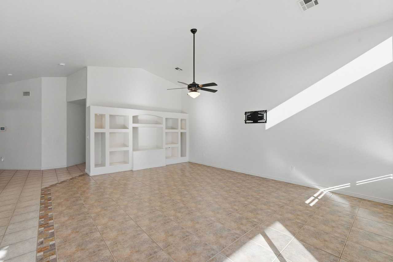 1281 N Mckenna Ln - Photo 6 of 45