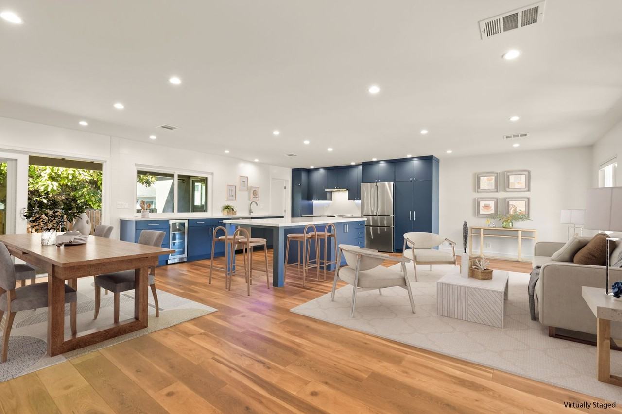 6114 Haas St - Photo 3 of 34