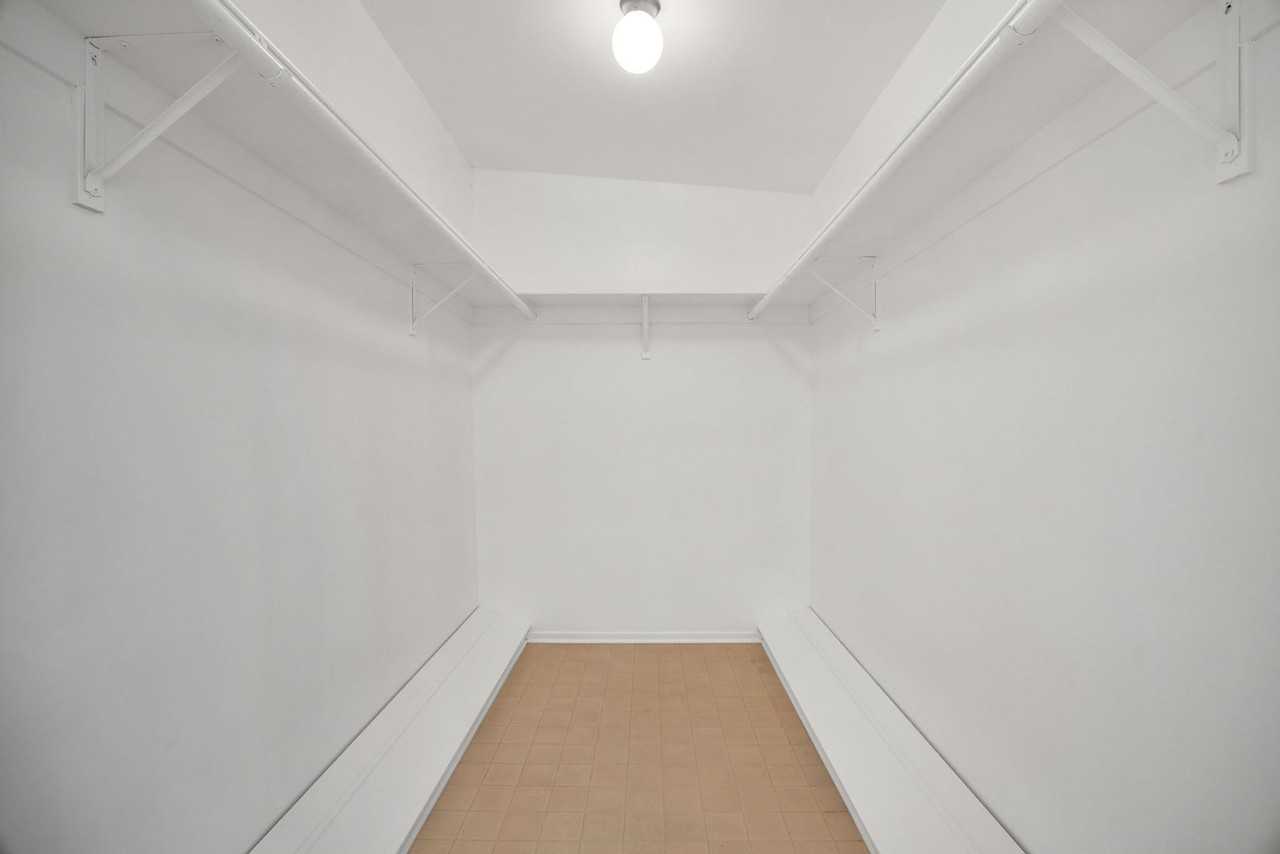 3413 Rosehedge Dr - Photo 2 of 29