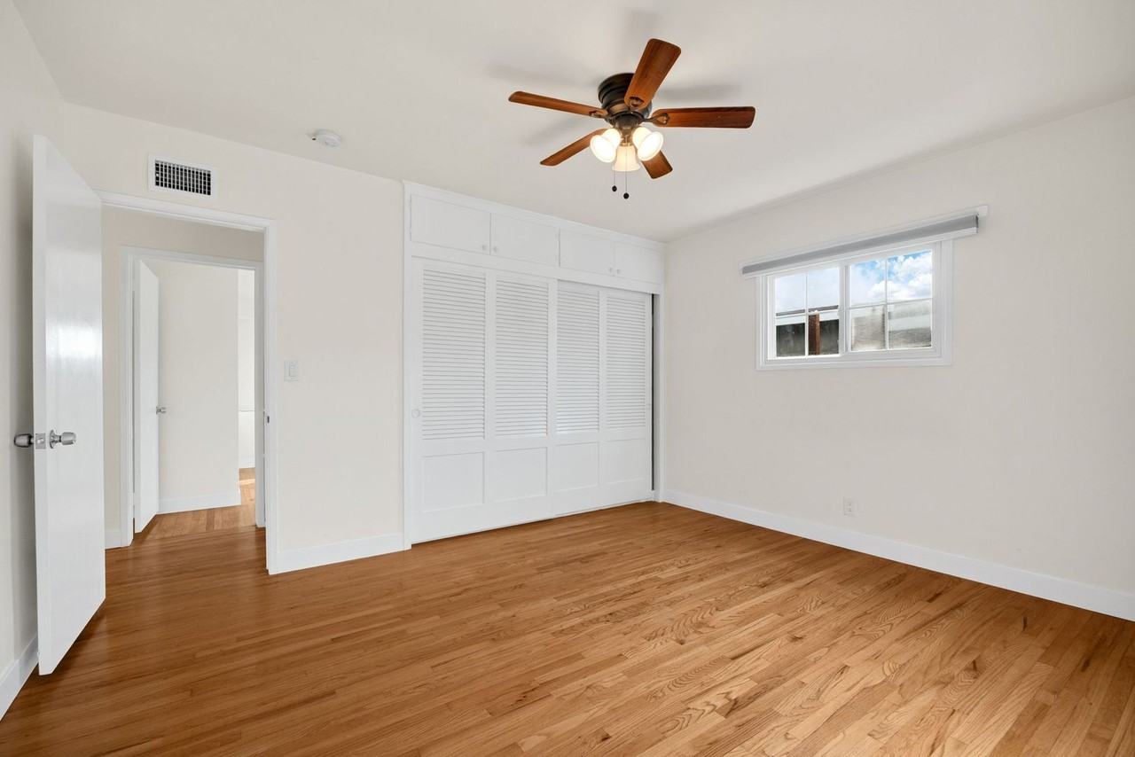 3413 Rosehedge Dr - Photo 3 of 29