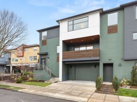 featured image of 465 Ne Skidmore St