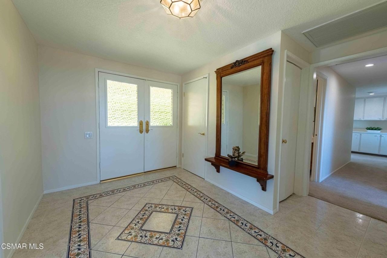 1319 Wilder St - Photo 5 of 23