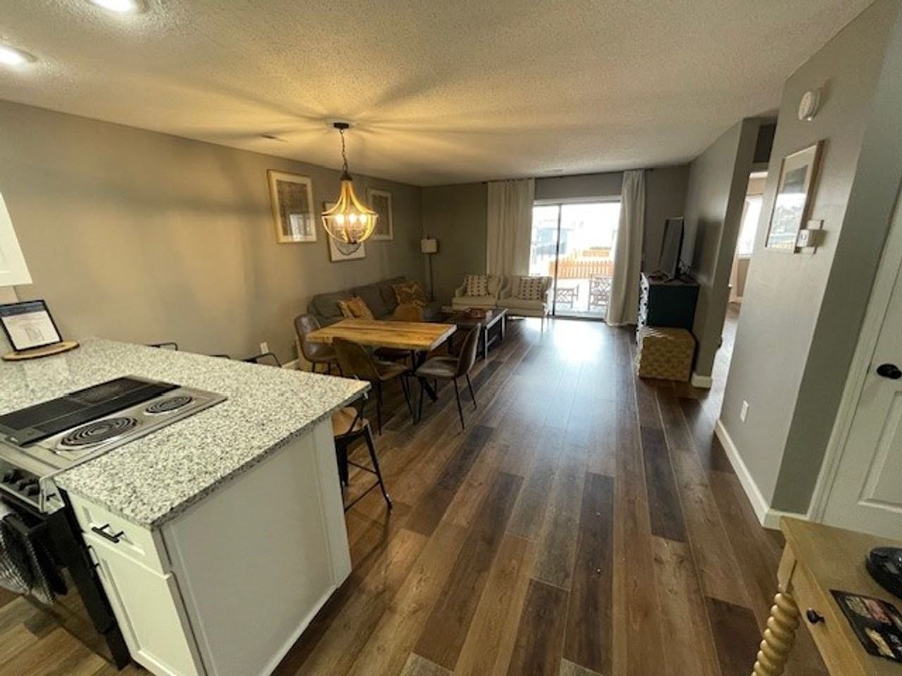 193 Avondale Dr - Photo 3 of 14