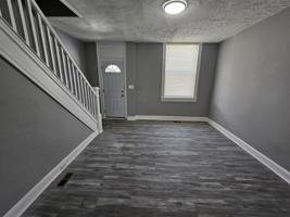 featured image of 3016 Kenyon Ave