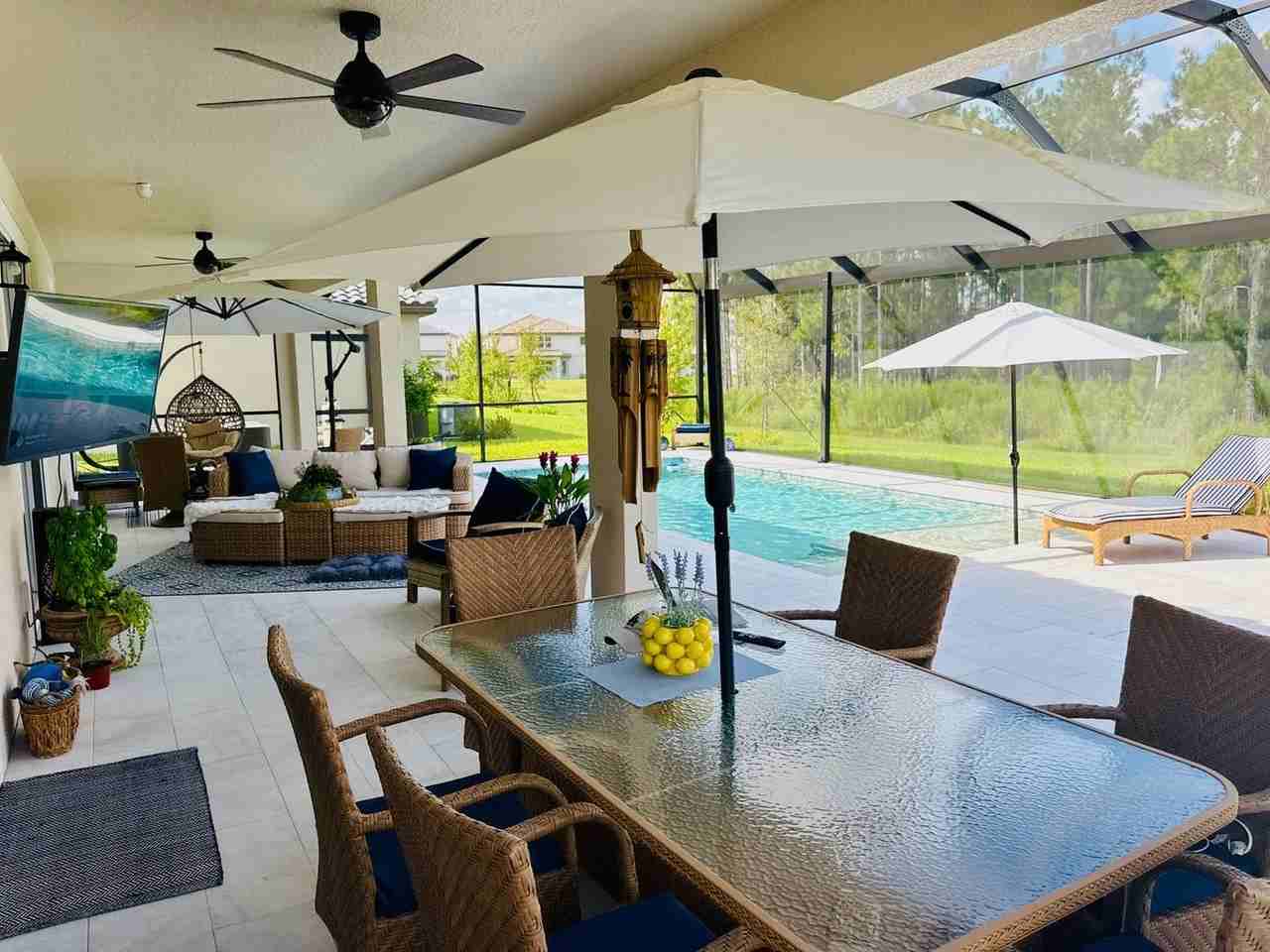 1729 Drummond Pt - Photo 5 of 46