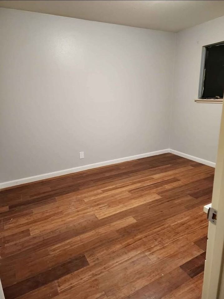 2686 9th Ave - Photo 3 of 7