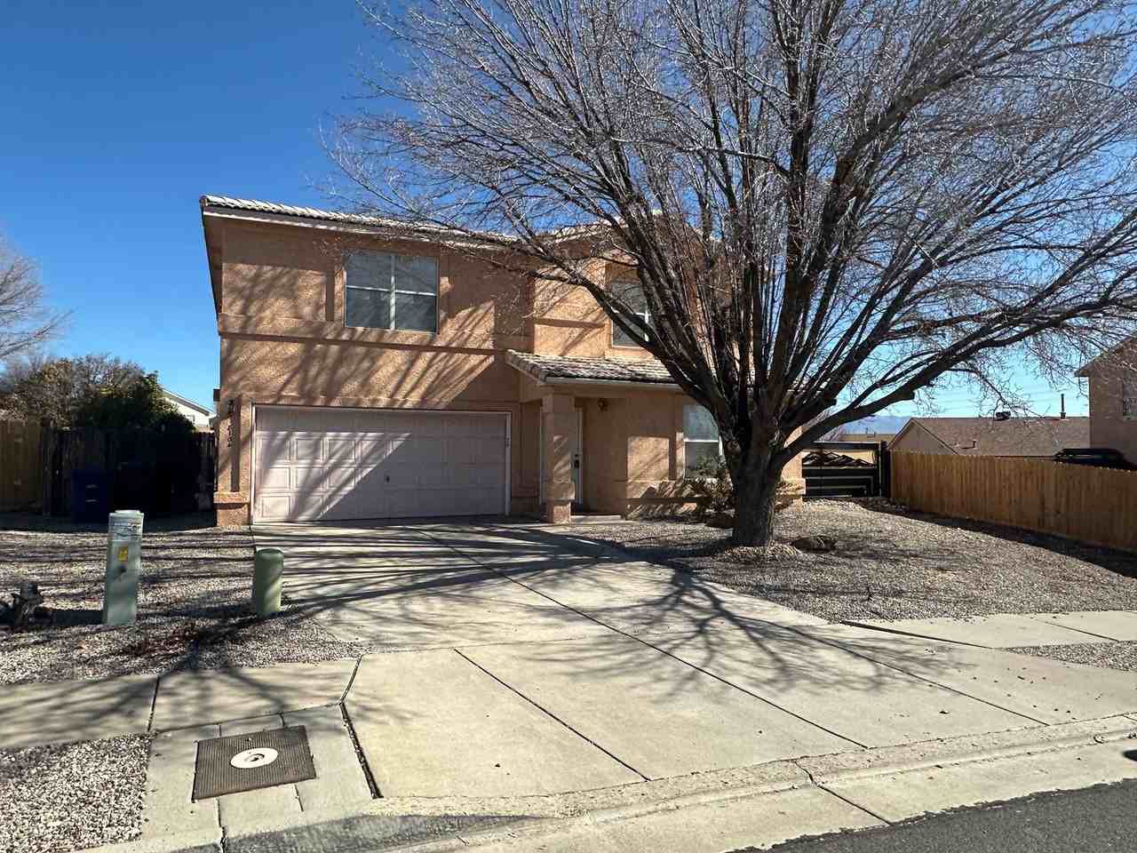 8104 Rancho Paraiso Nw