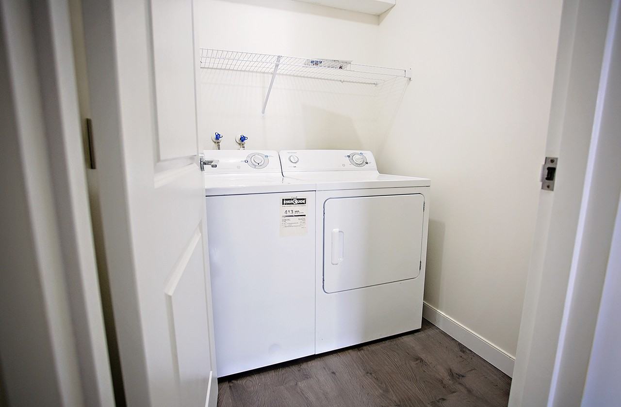 Central Heights Apartments - Photo 7 of 9