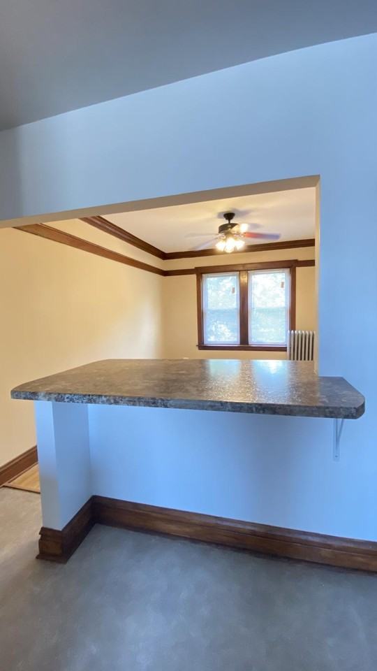 4451 W Dickens Ave - Photo 7 of 10