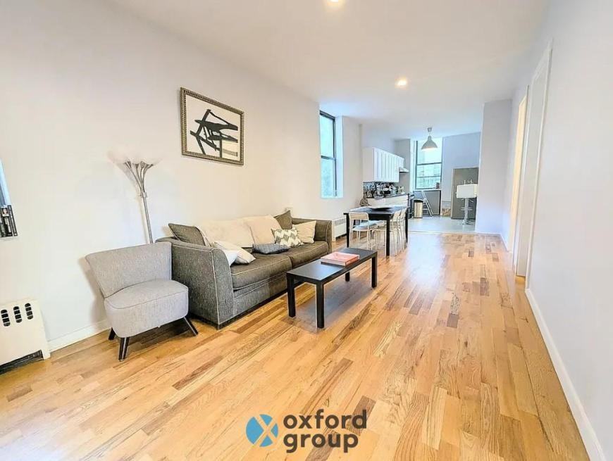 795 Flushing Ave - Photo 2 of 8