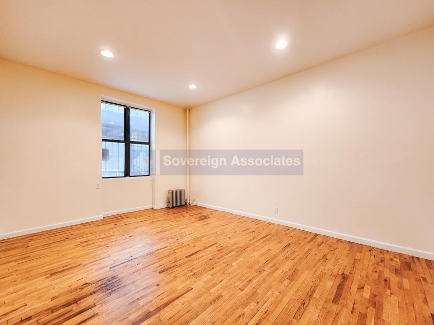 2 Pinehurst Ave - Photo 2 of 9