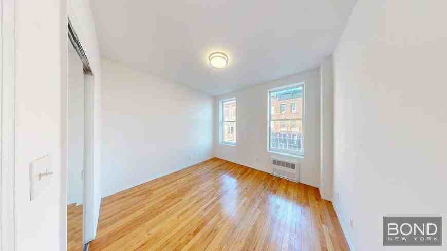 24 King St - Photo 4 of 9