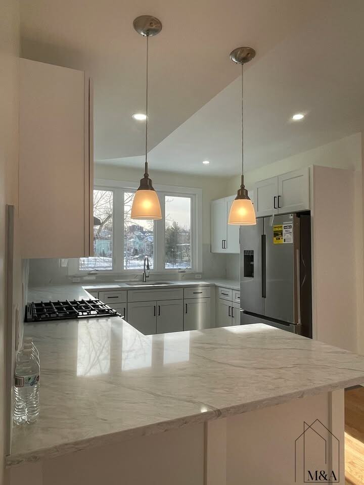 40 Vernon St - Photo 3 of 16