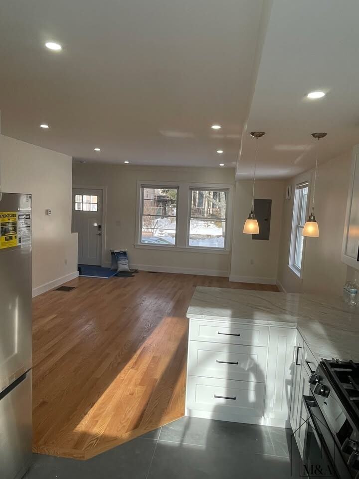 40 Vernon St - Photo 6 of 16