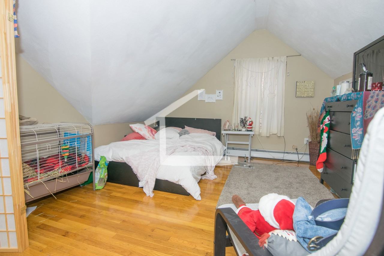 19 Highgate St. UPSTAIRS Door on Right - Photo 3 of 12