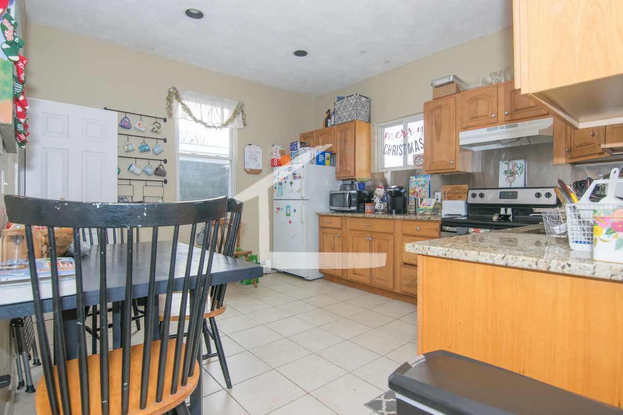 19 Highgate St. UPSTAIRS Door on Right - Photo 6 of 12