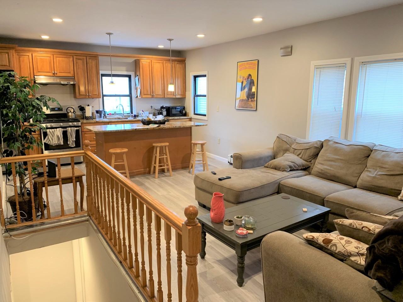 117 Glenville Ave - Photo 2 of 16
