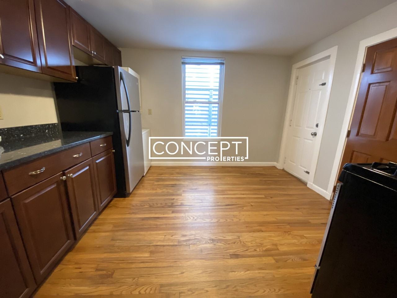 429 Franklin St #1CP - Photo 6 of 8