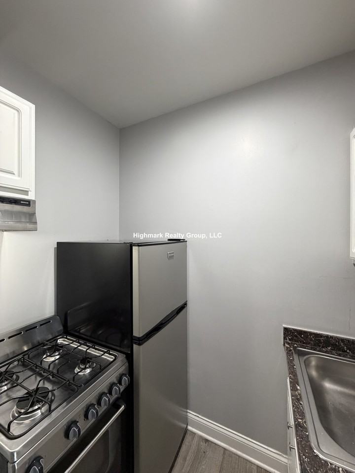 4031 N Kenmore Ave #412A - Photo 2 of 8