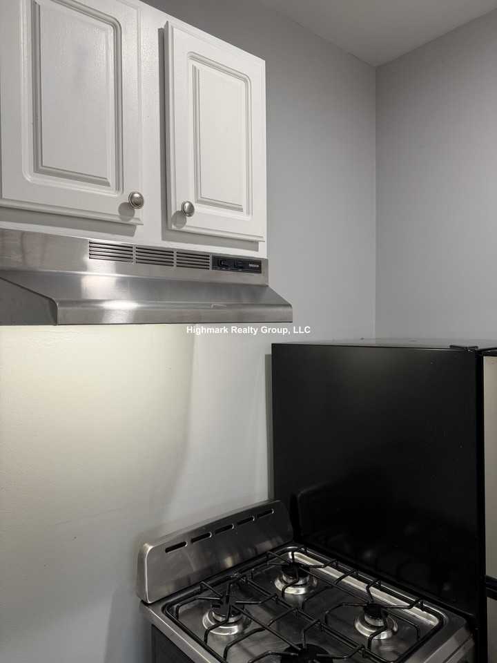 4031 N Kenmore Ave #412A - Photo 3 of 8