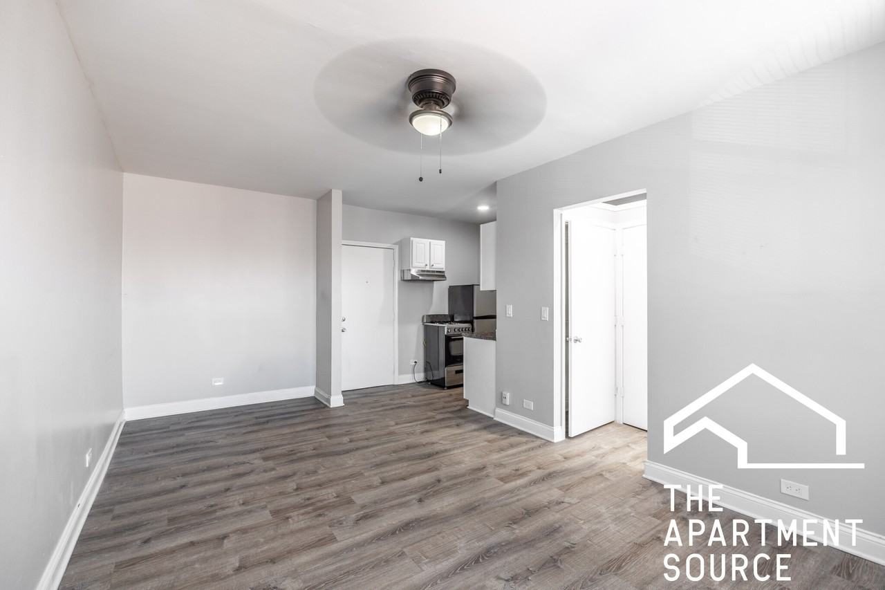 4031 N Kenmore Ave #412 - Photo 4 of 9