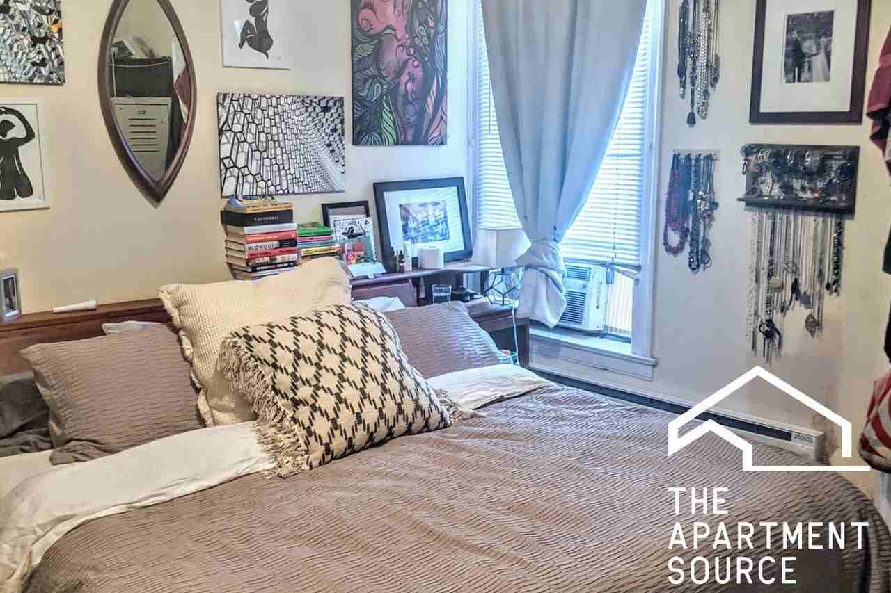 945 Judson Ave #2 - Photo 4 of 11