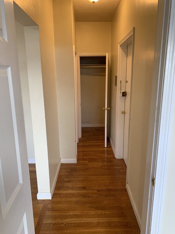 Hyde Park Ave #3 - Photo 3 of 7