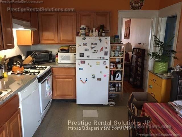 Lourdes Ave #1 - Photo 3 of 6